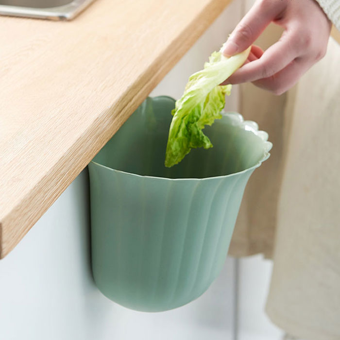 Hanging Trash Can, Kitchen Waste Bin for Cabinet Door