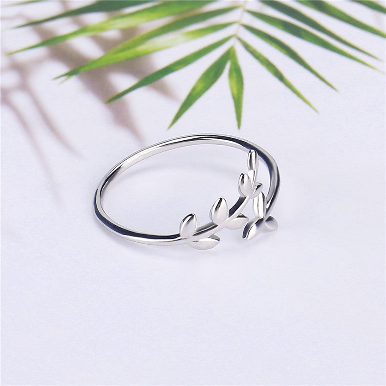 Creative Wrap Around Leaf Ring