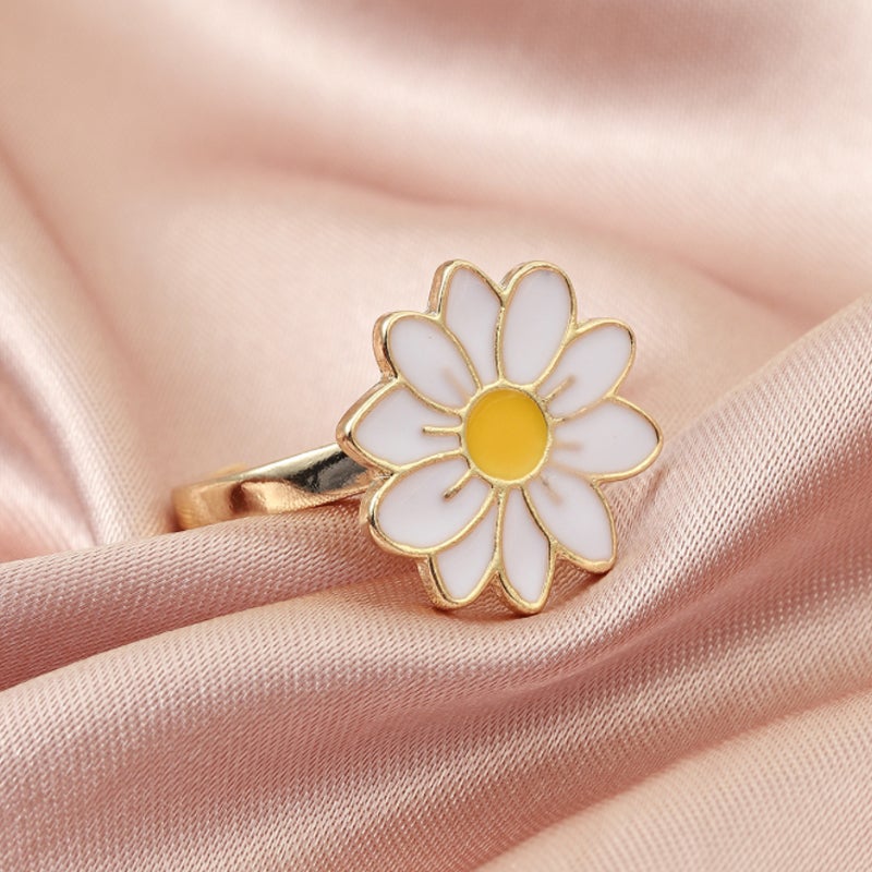 Daisy Spinner Ring, Stress Relief Ring, Fidget Anxiety Ring